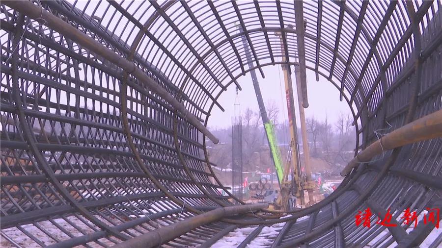 靖邊縣東過境線冬季施工搶抓進度